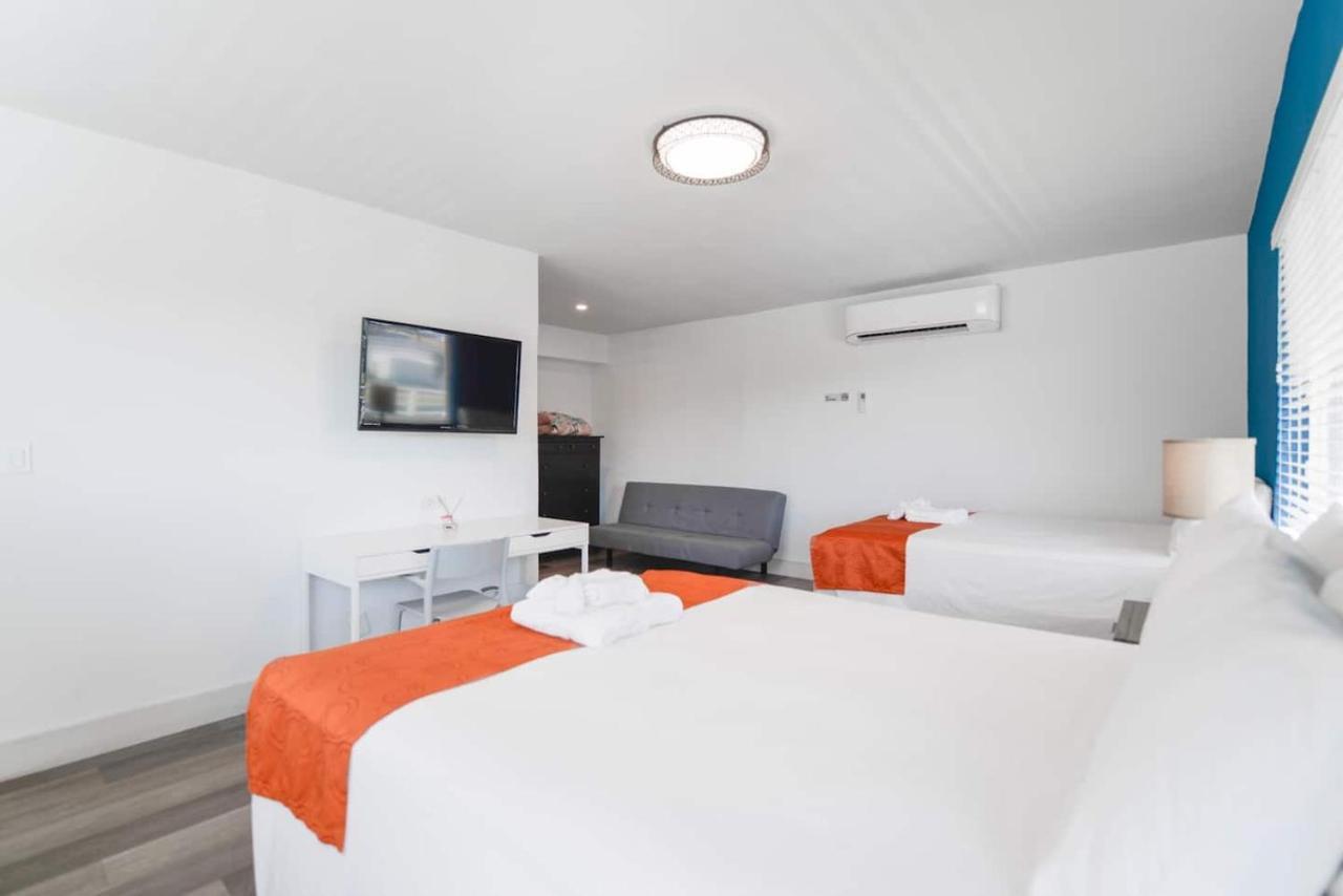 Cozy 1 Bedroom With Pool Steps From The Beach #41 Hollywood Extérieur photo